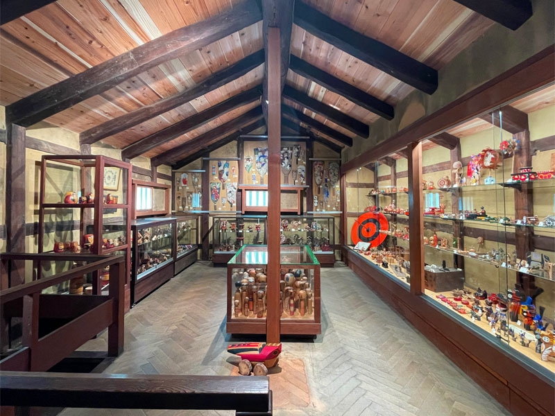 日本郷土玩具館の展示室