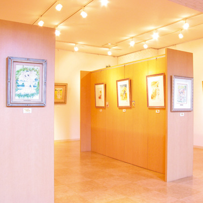 いがらしゆみこ美術館の展示室